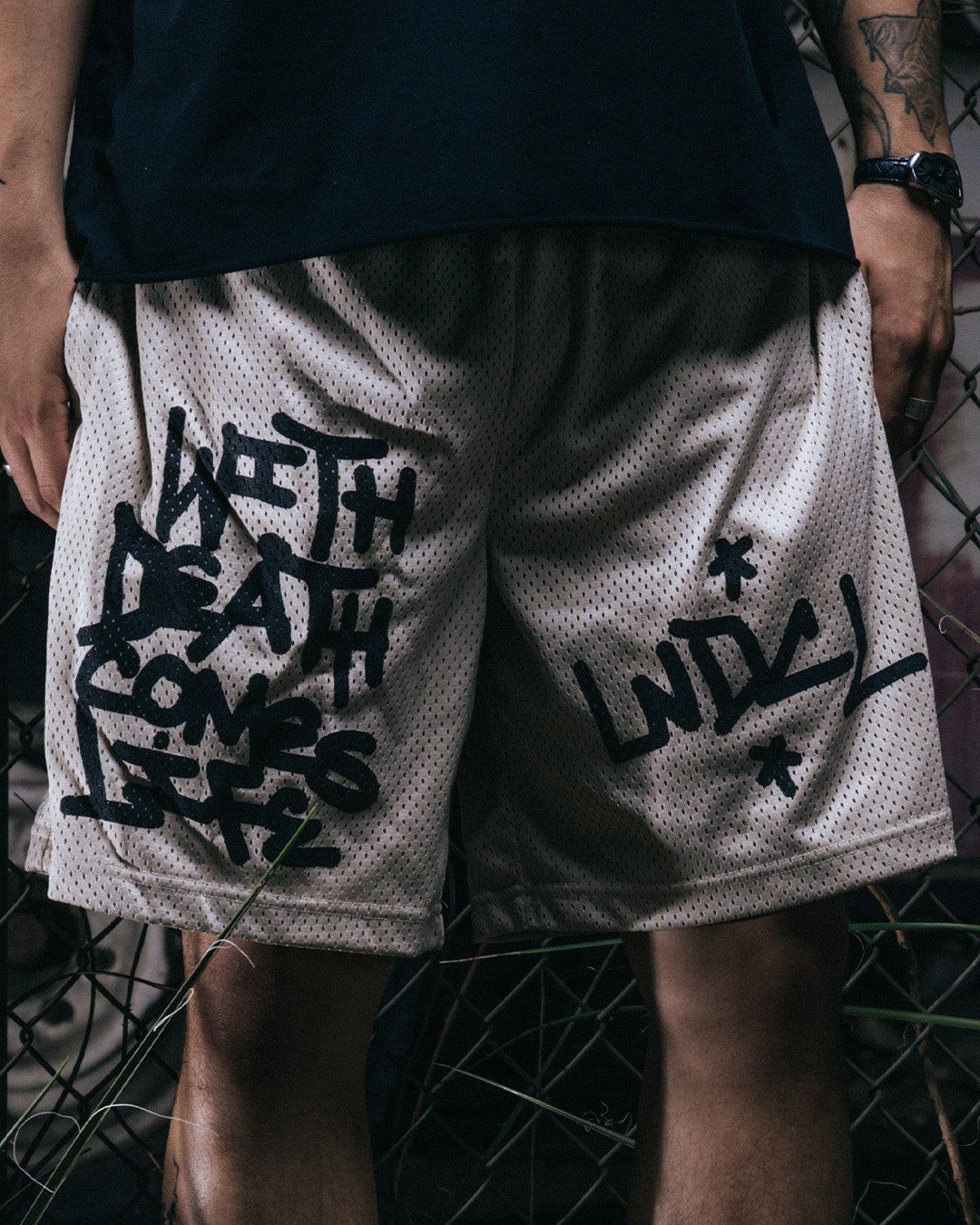 GRAFFITI GYM SHORT - (TAN)